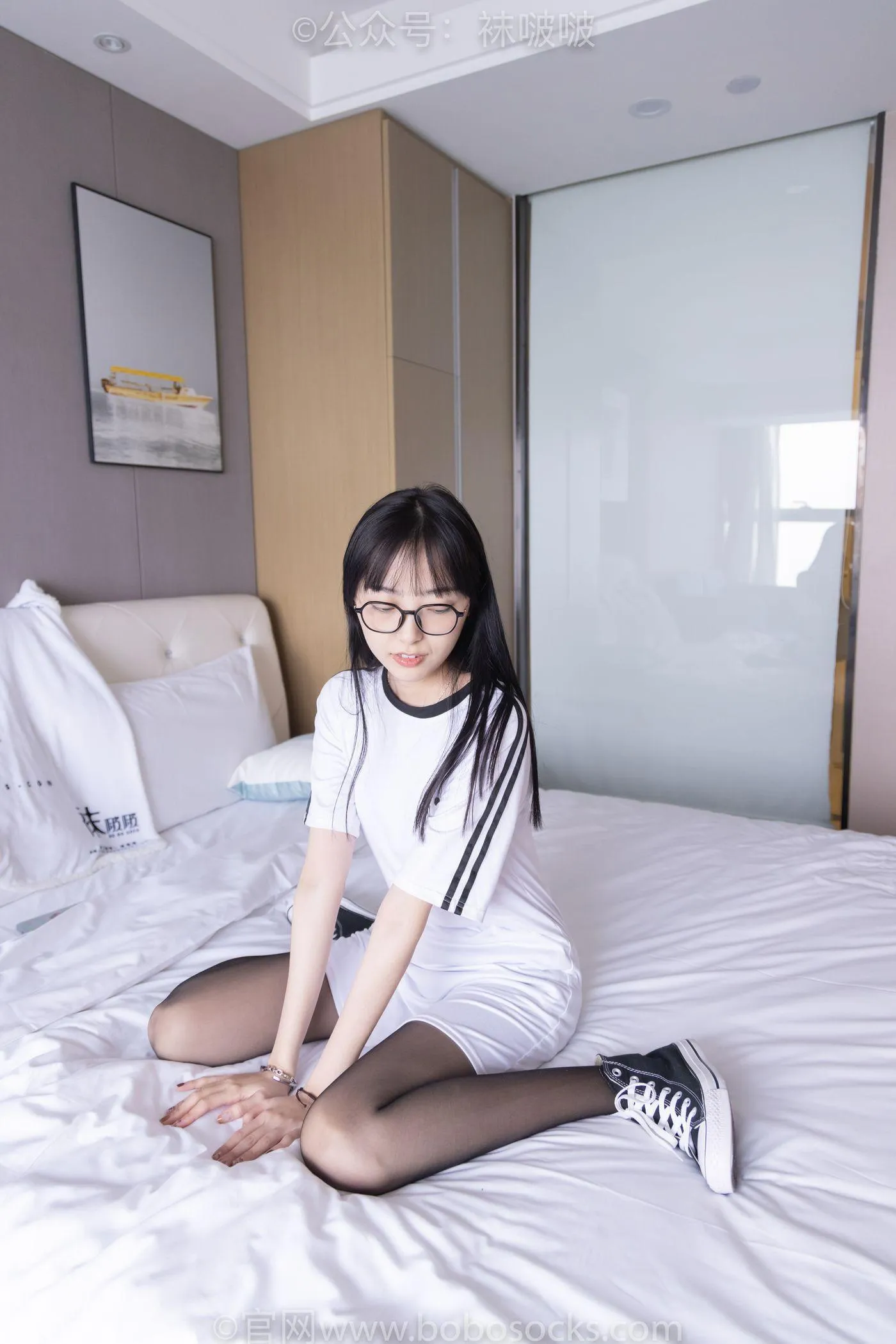 [BoBoSocks袜啵啵]NO.067 稚予-匡威帆布鞋、黑丝 [125P]插图6